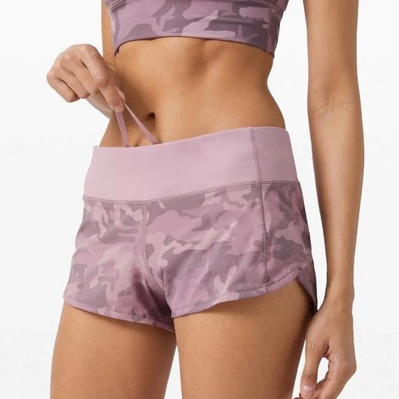 lululemon athletica Pants - Lululemon pink camo shorts